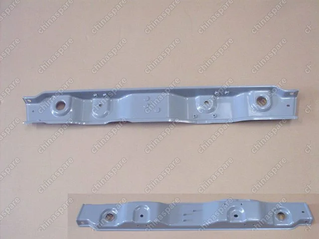 8400441Y31 Панель рамки радиатора нижняя Great Wall Hover M2