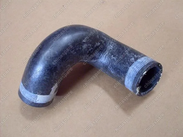 Патрубок радиатора верхний угловой Great Wall Peri