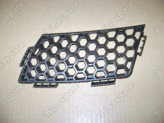 Облицовка переднего бампера верхняя левая Great Wall Peri