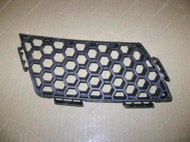 Облицовка переднего бампера верхняя правая Great Wall Peri