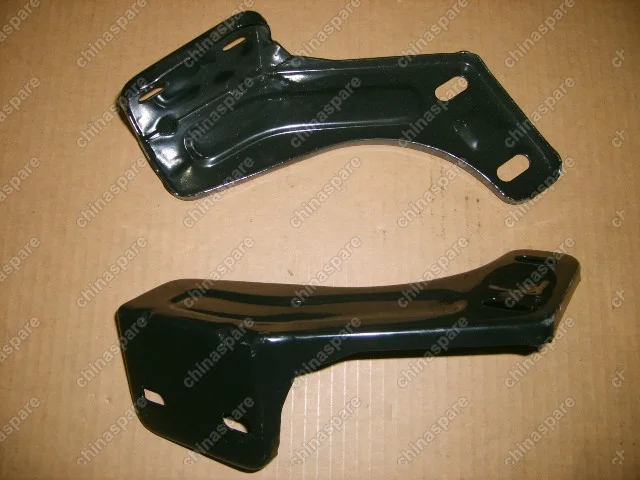 Кронштейн крепления переднего бампера центральный правый [] Great Wall Safe