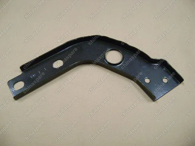 8206033F00 Кронштейн подножки средний левый f1 Great Wall Safe
