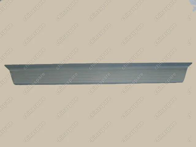 8206112F00 Накладка подножки штатной левая / правая - 20-8206030 Great Wall Safe