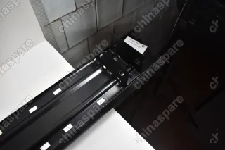 8206111F00 Основание подножки Great Wall Safe
