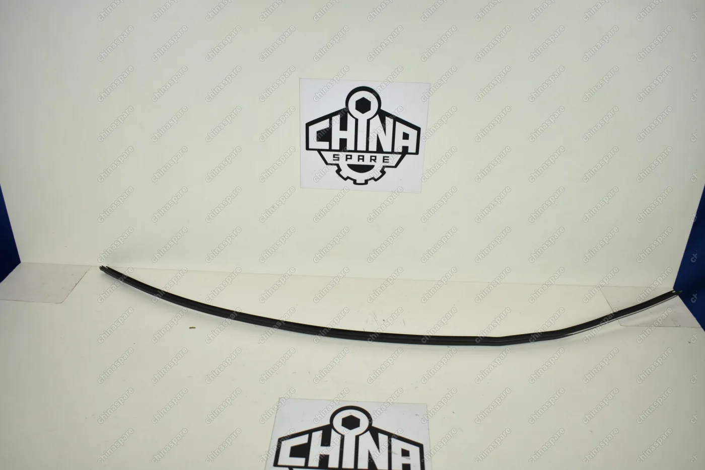 Молдинг лобового стекла верхний Great Wall Safe