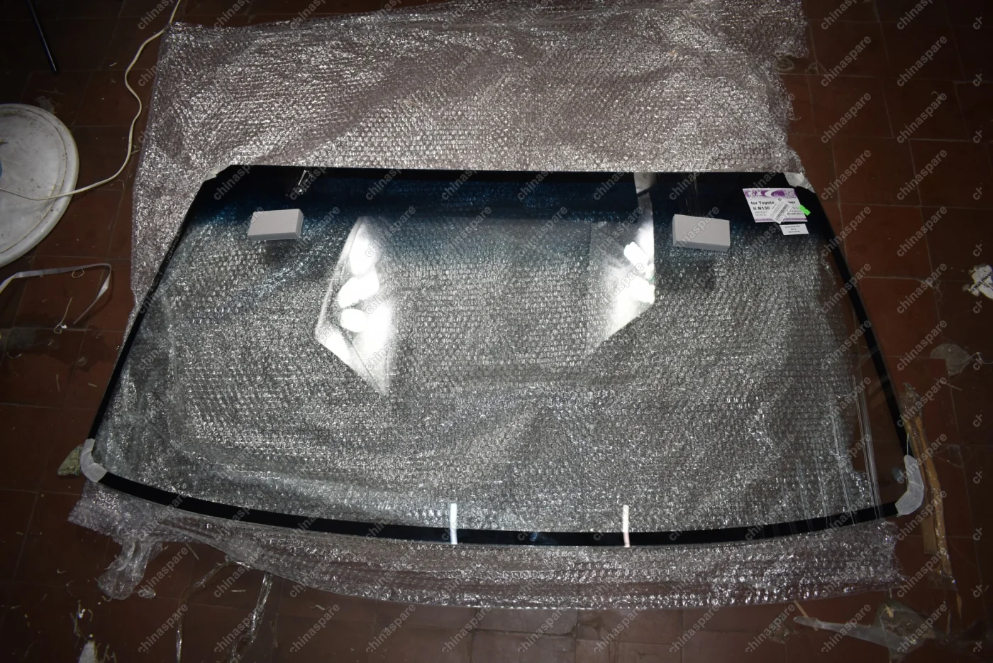 Стекло лобовое (с полосой) Great Wall Safe