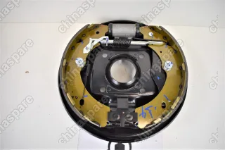 Щит заднего тормоза левый в сборе Great Wall Sailor, Sing, Wingle