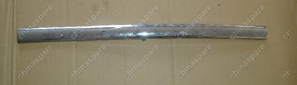 Молдинг переднего бампера (модель 2009 г) Great Wall Sailor