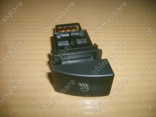 Кнопка включения передних противотуманных фар модель 2008 года Great Wall Sailor