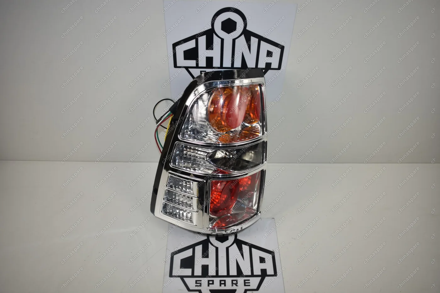 Фонарь задний на крыло левый Great Wall Sailor