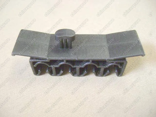 1104039P21 4-wire clamp Great Wall Wingle