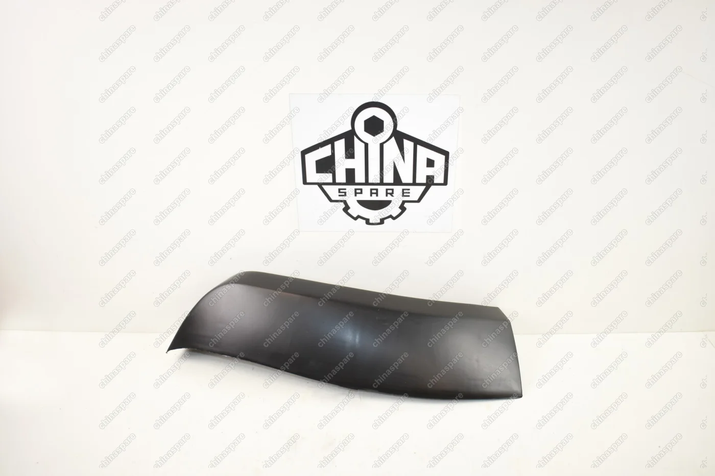 Надставка бампера передняя правая Great Wall Wingle