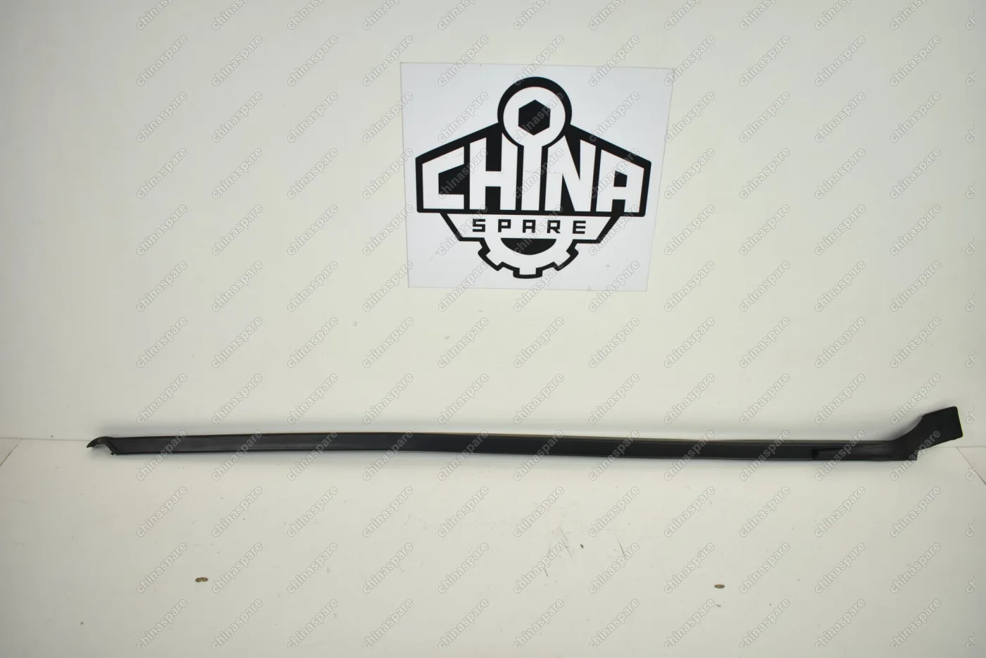 Уплотнитель ветрового стекла правый Great Wall Wingle