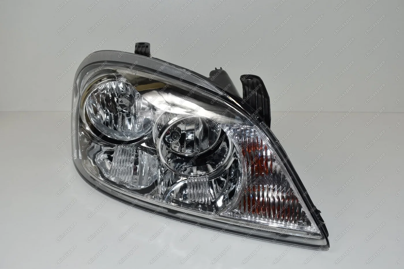 Фара передняя правая с коректором princip Hafei Princip