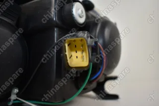 Фара передняя правая с коректором princip Hafei Princip