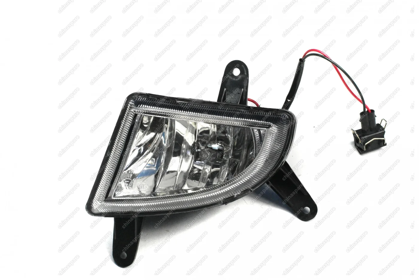 Фара противотуманная левая Lifan Breez