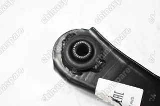 Рычаг задней подвески поперечный передниий Lifan Smily