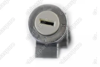 Замок зажигания с комплектом личинок Lifan Smily