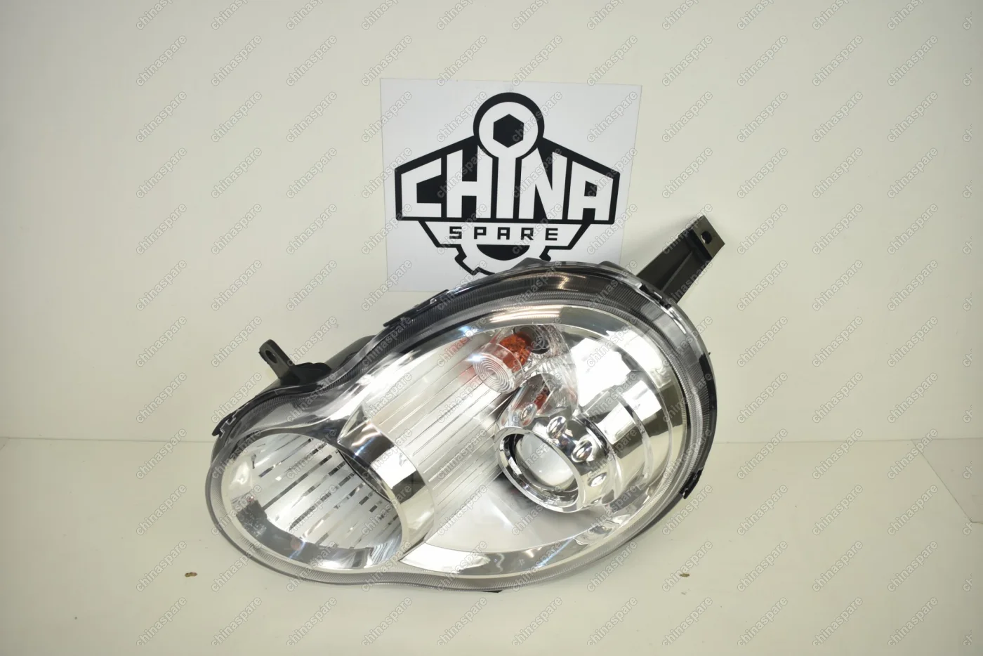 Фара передняя левая (без корректора) Lifan Smily