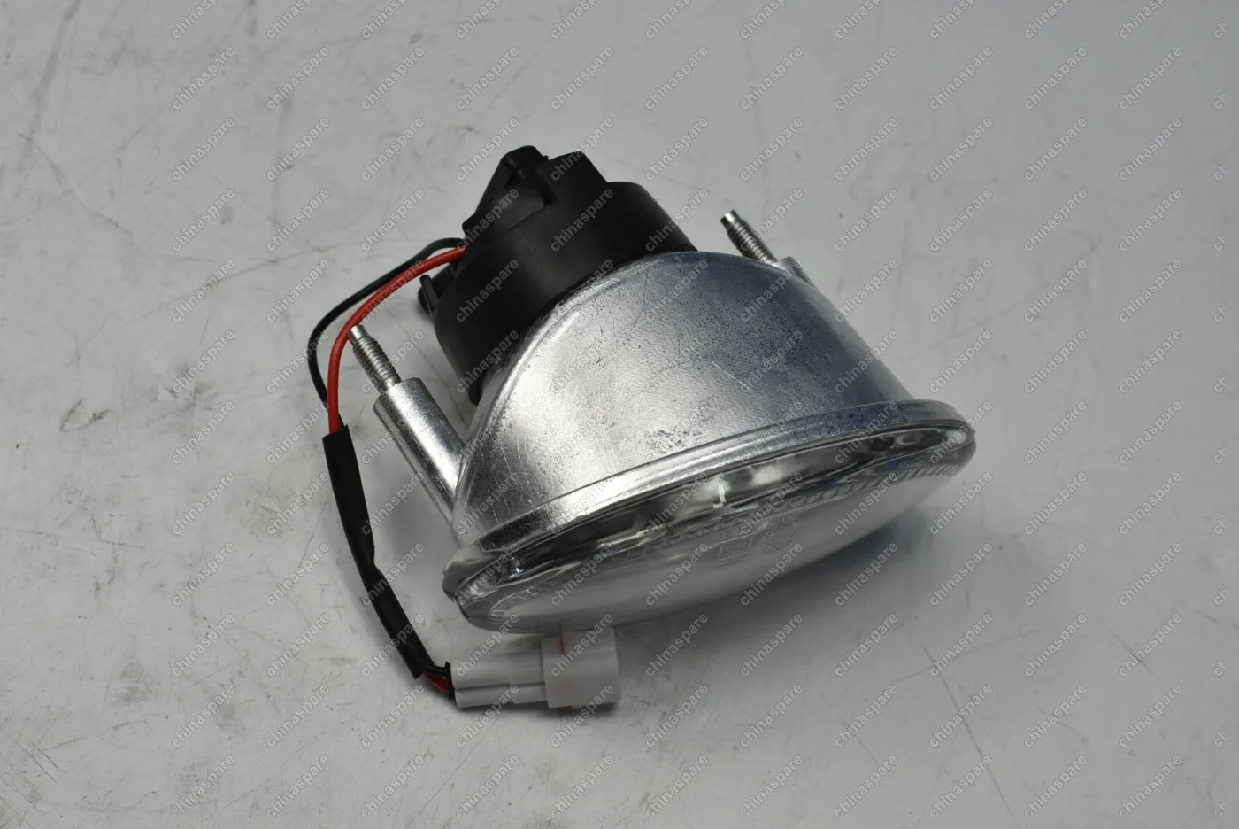 Фара противотуманная правая Lifan Smily