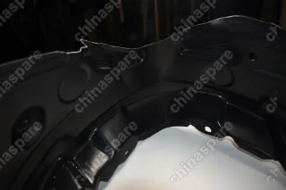 Локер передний правый Lifan Solano