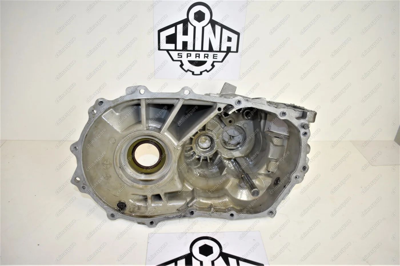 Корпус КПП (Задняя часть) Lifan X60, Solano (Уценка)