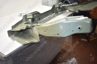 Панель радиатора нижняя Lifan X60