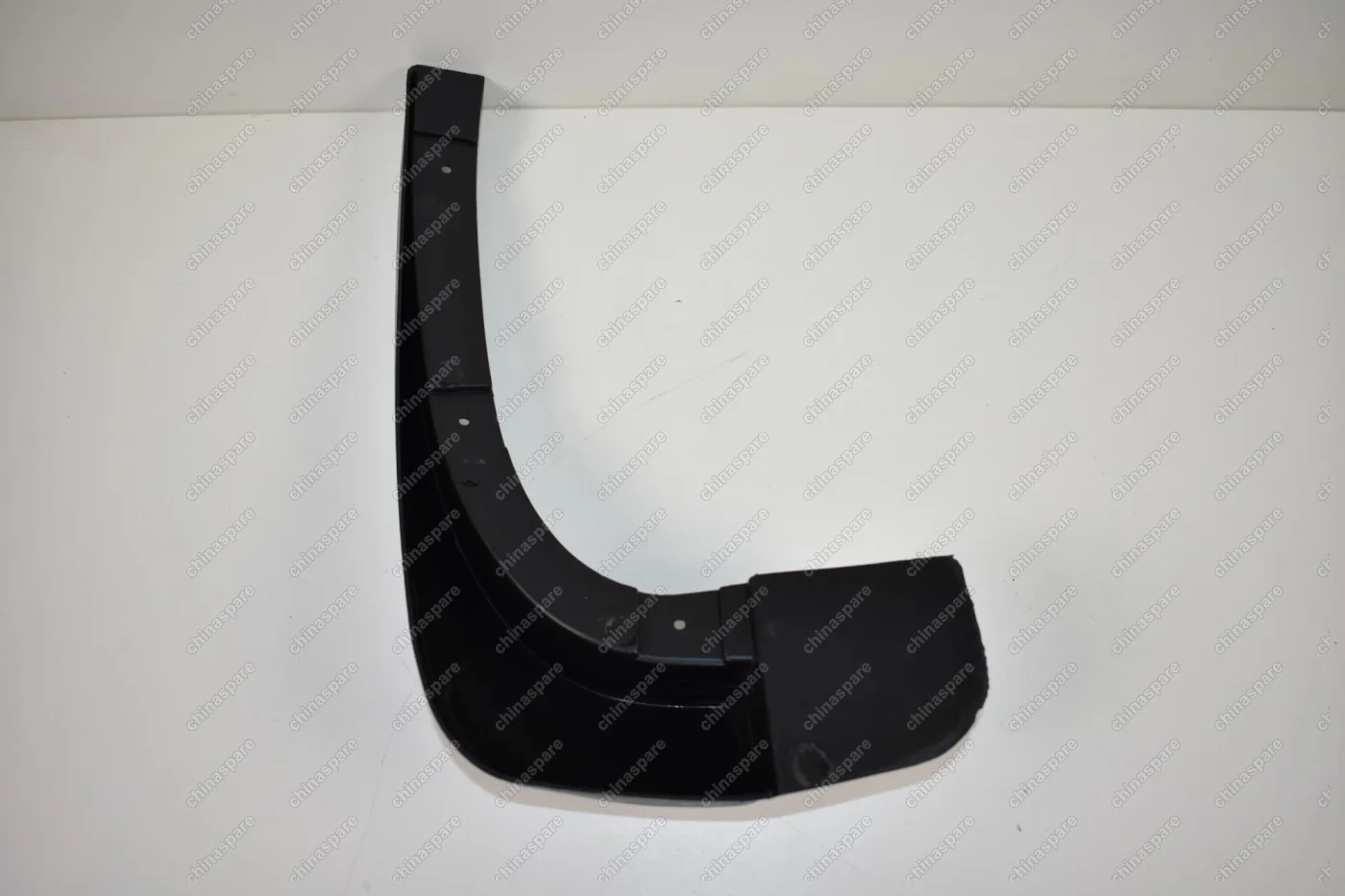 Брызговик передний правый Lifan X60