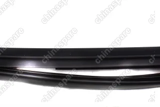 Уплотнитель лобового стекла левый Lifan X60