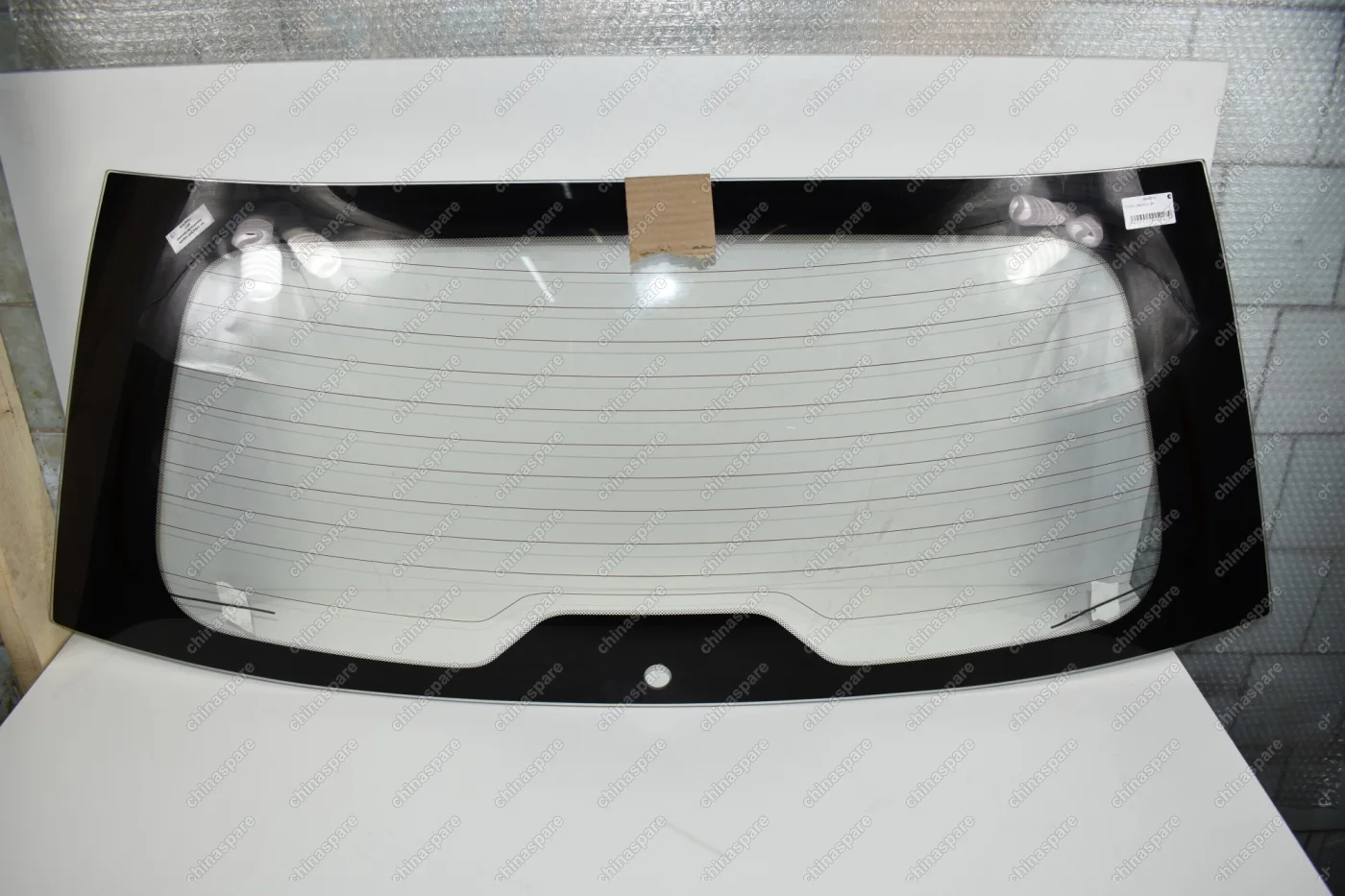 Стекло заднее Lifan X60