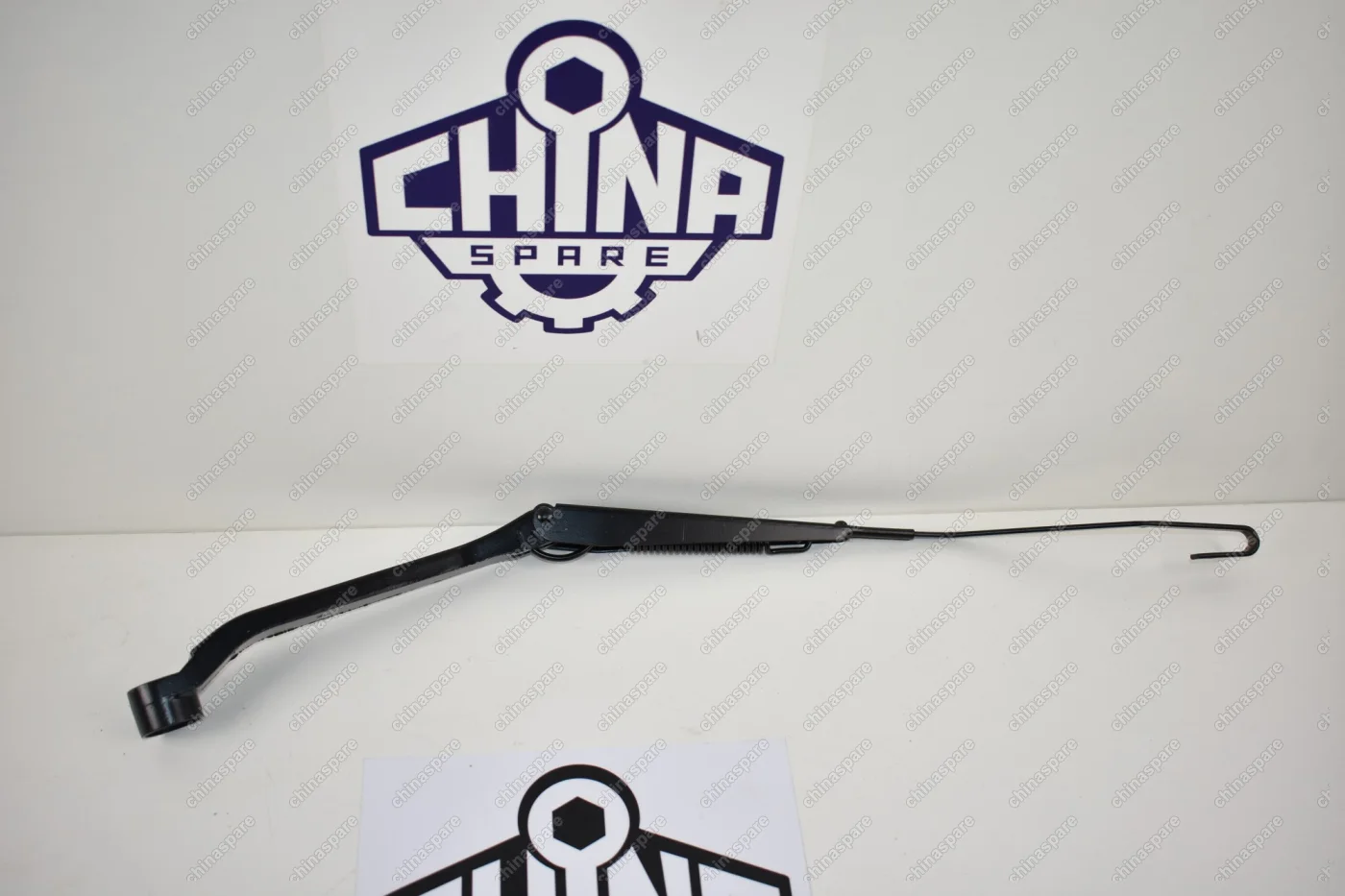 Поводок стеклоочистителя правый Lifan X60