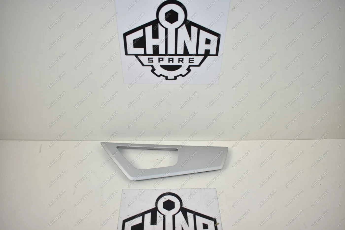 Накладка ручки двери Внутренняя Правая Lifan X60