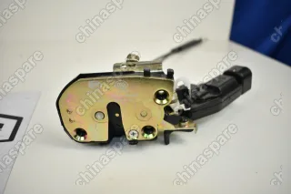 Замок двери задней правой Lifan X60