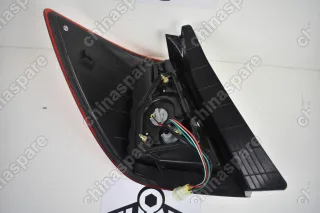 Фонарь задний правый Lifan X60