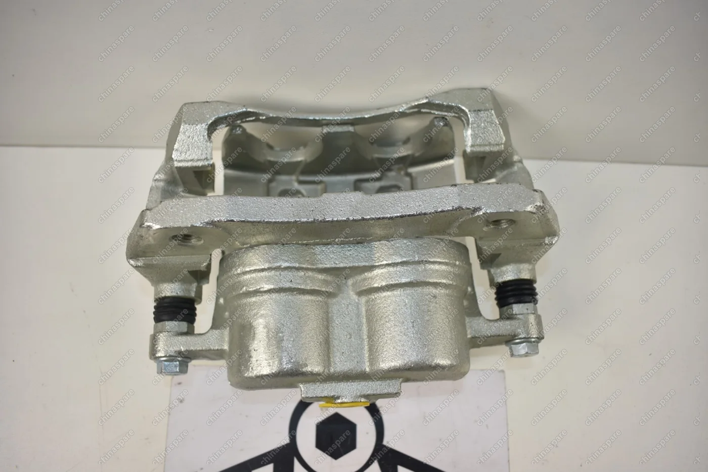 Суппорт тормозной передний правый Great Wall Hover H5 (Дизель)