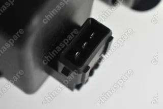 Фара передняя правая Geely Emgrand X7