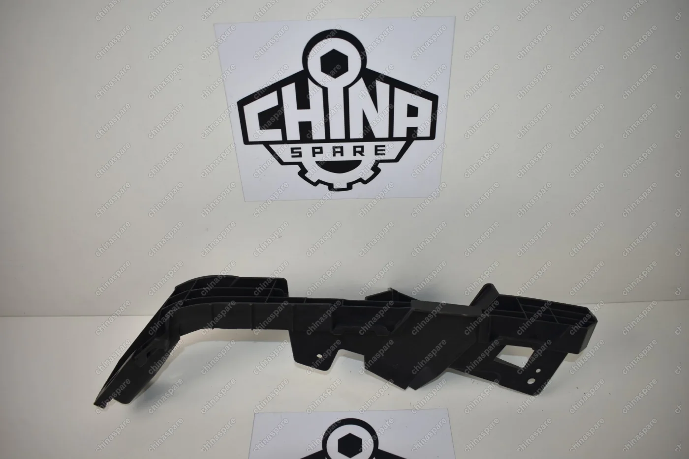 Кронштейн нижний Крепления фары Левой Haval H2