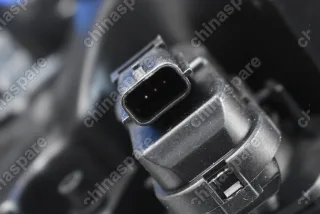 Фара головного света галогеновая левая Haval H6