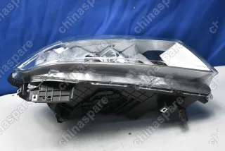 Фара головного света галогеновая правая Haval H6