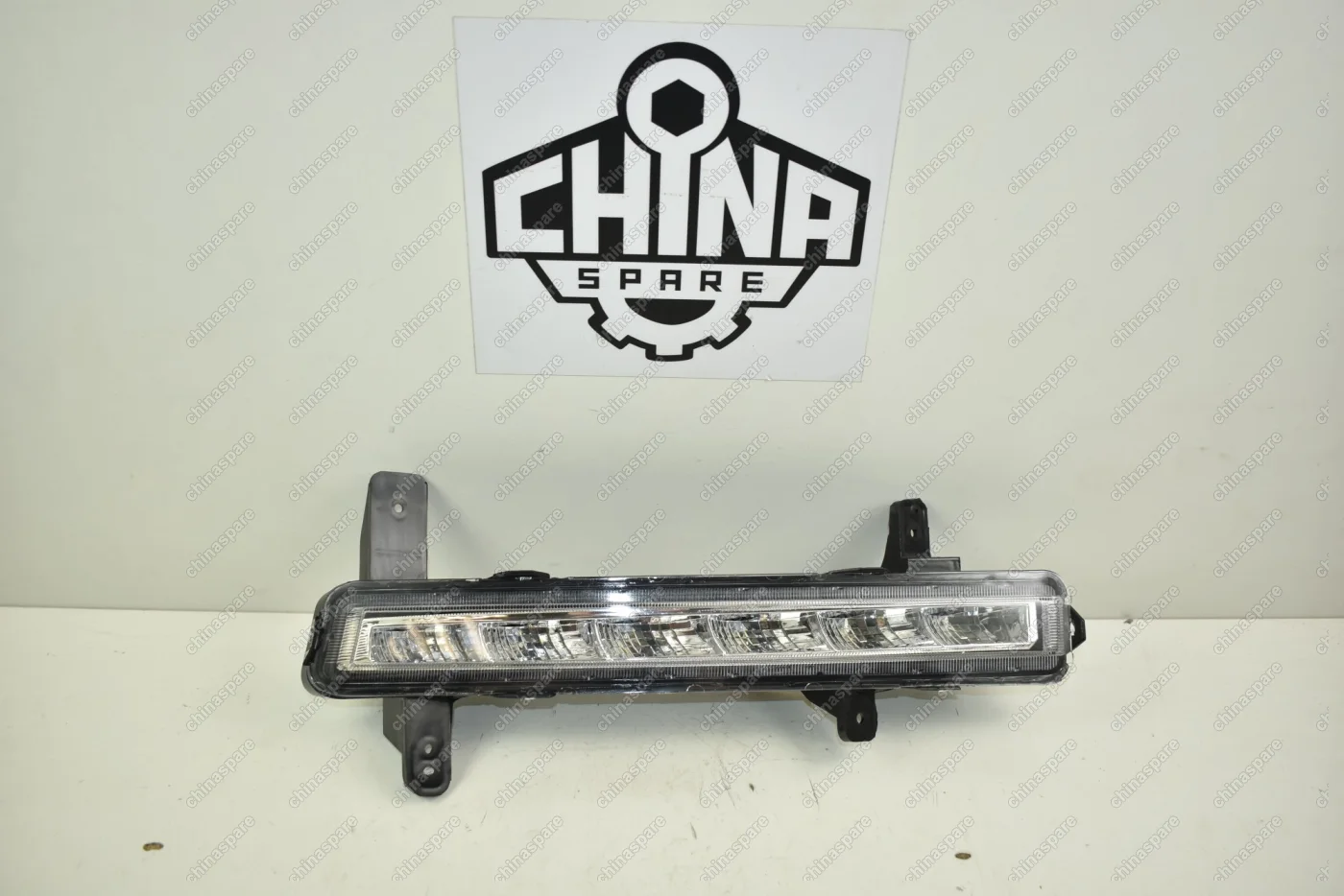 Фара дневных ходовых огней правая в сборе Haval H2
