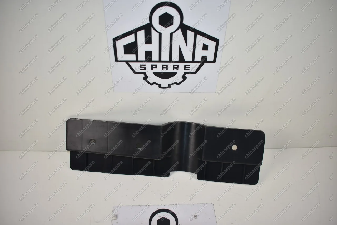 Дефлектор радиатора левый Haval H6