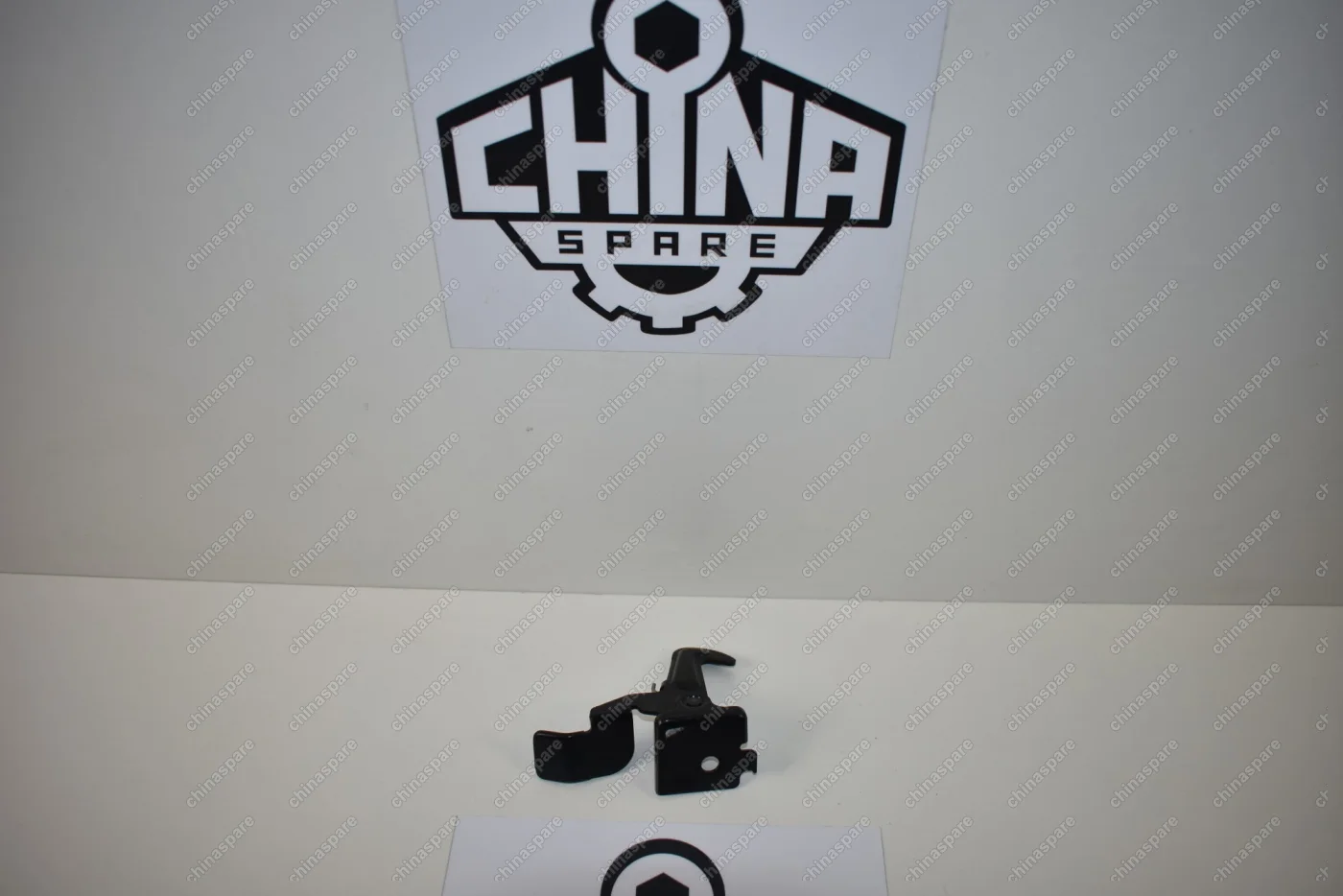 Замок капота вспомогательный Haval H2