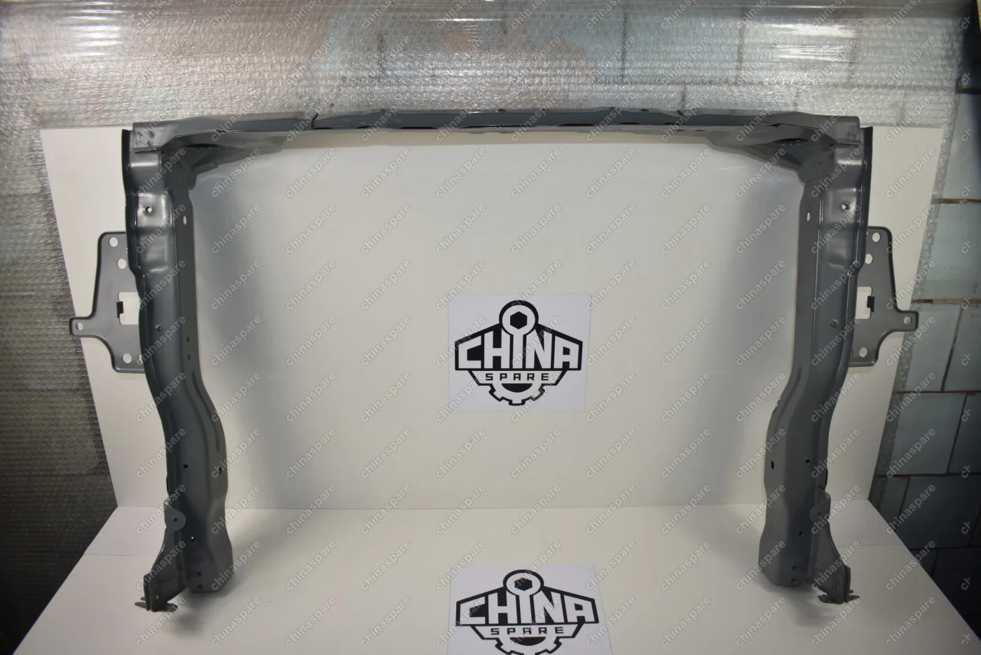 Рамка радиатора в сборе Haval H2