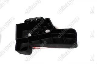 Кронштейн фары головного света левой Haval H9