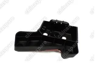 Кронштейн фары головного света правой Haval H9