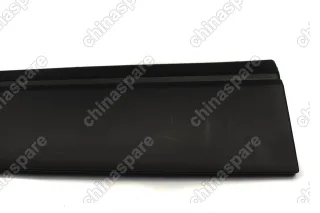 Накладка декоративная двери передней левой нижняя Haval H6