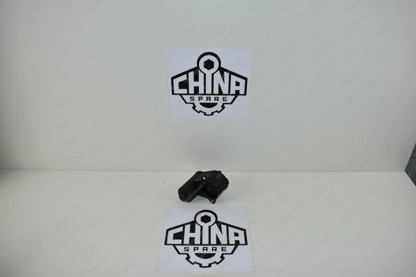 Моторчик стояночного тормоза (ручника)  Volkswagen Passat B6 (6 зубьев)