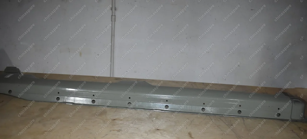 Порог Lifan Solano Правый