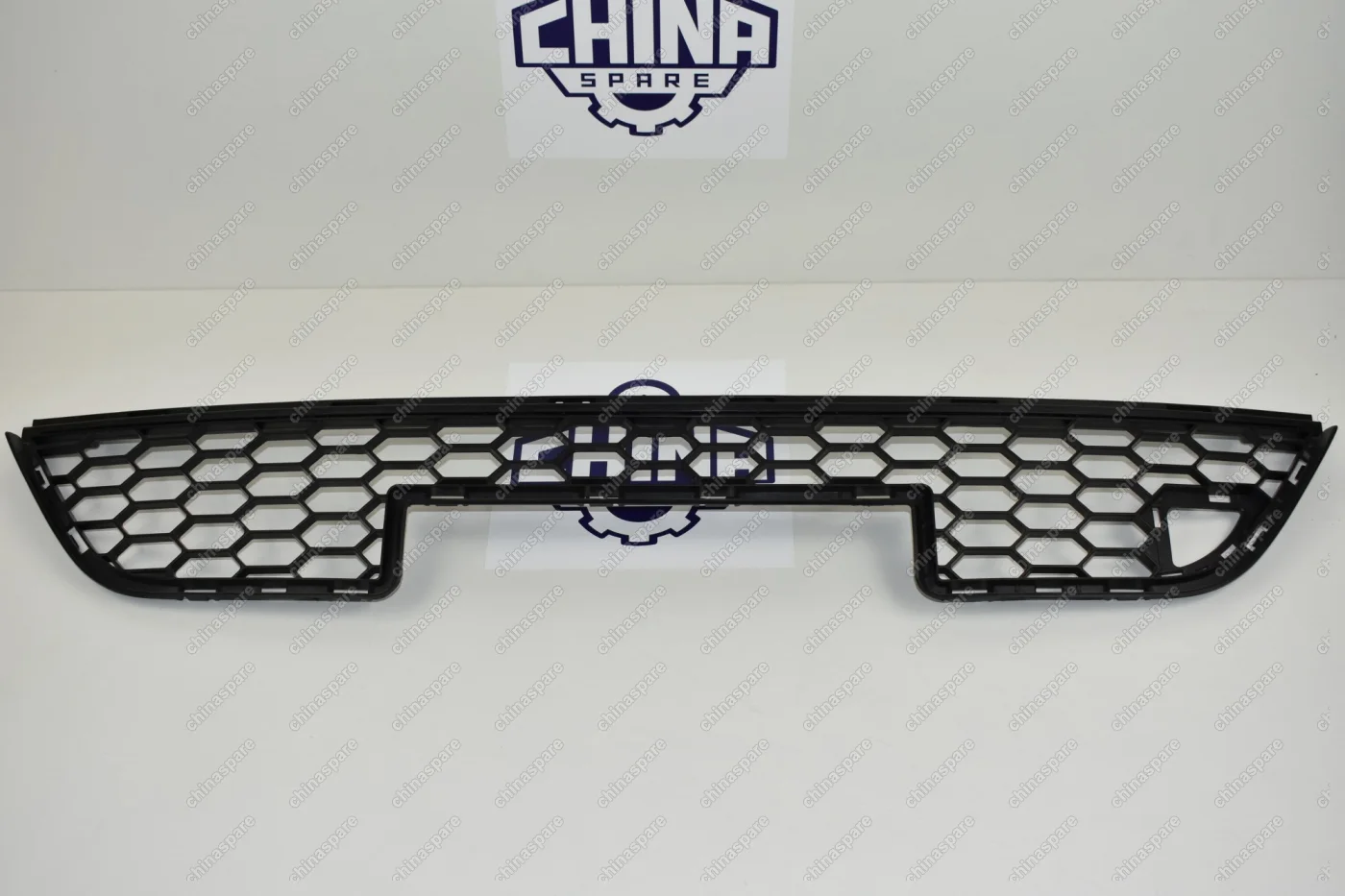 Облицовка переднего бампера FAW Besturn X80