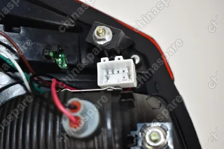 Фонарь задний правый FAW Besturn X80